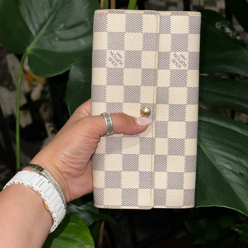Authentic Louis Vuitton Damier Azur Long Sarah Wallet with LV Dust bag & box - Picture 10 of 10